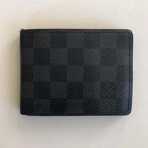 Louis Vuitton Men’s Wallet